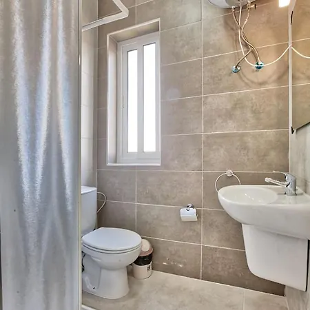 Mercury In Centre By Haven And Keys Malta * Sliema