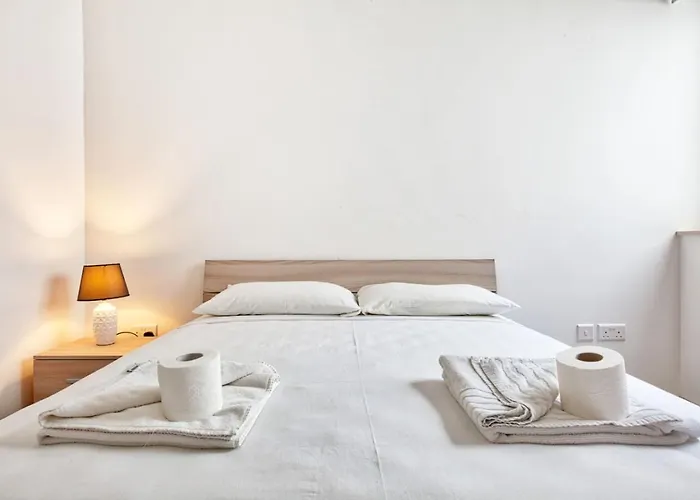 Mercury In Centre By Haven And Keys Malta