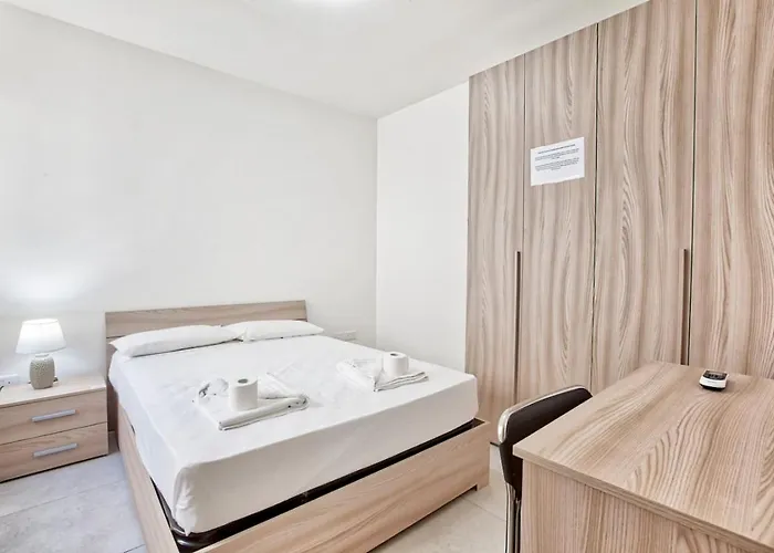 Mercury In Centre By Haven And Keys Malta Apartman