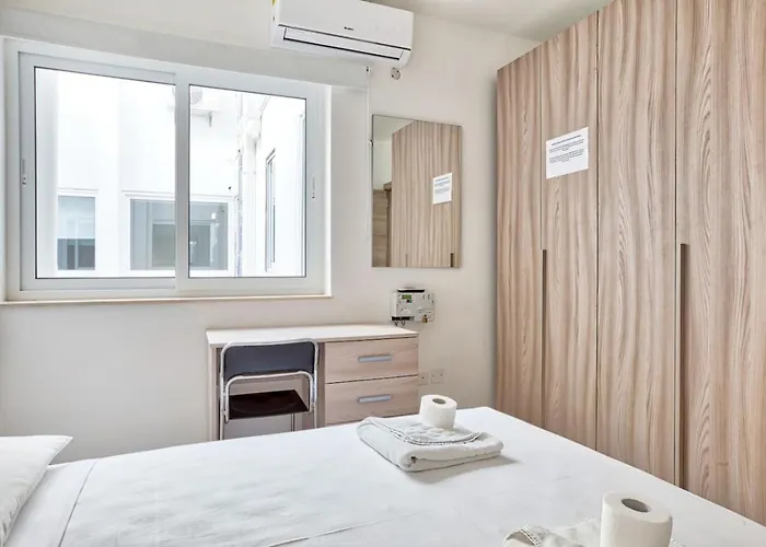 Mercury In Centre By Haven And Keys Malta * Sliema