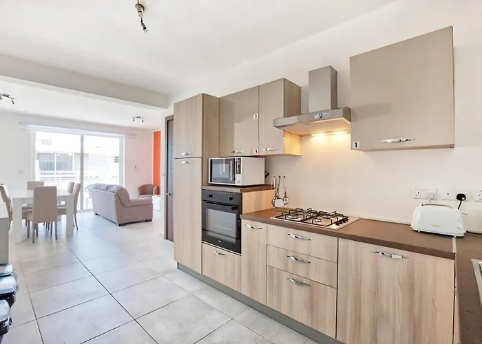 Mercury In Centre By Haven And Keys Malta